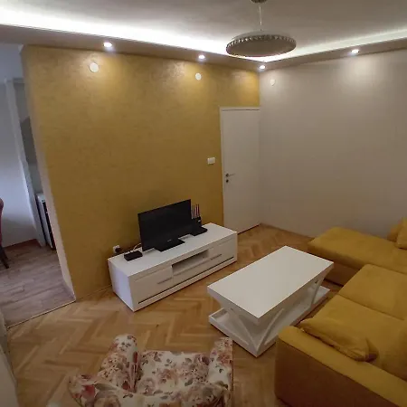 Mellon Lägenhet Podgorica